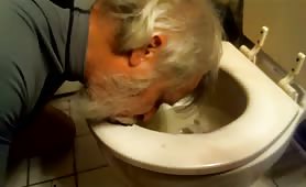 Old man eating scat