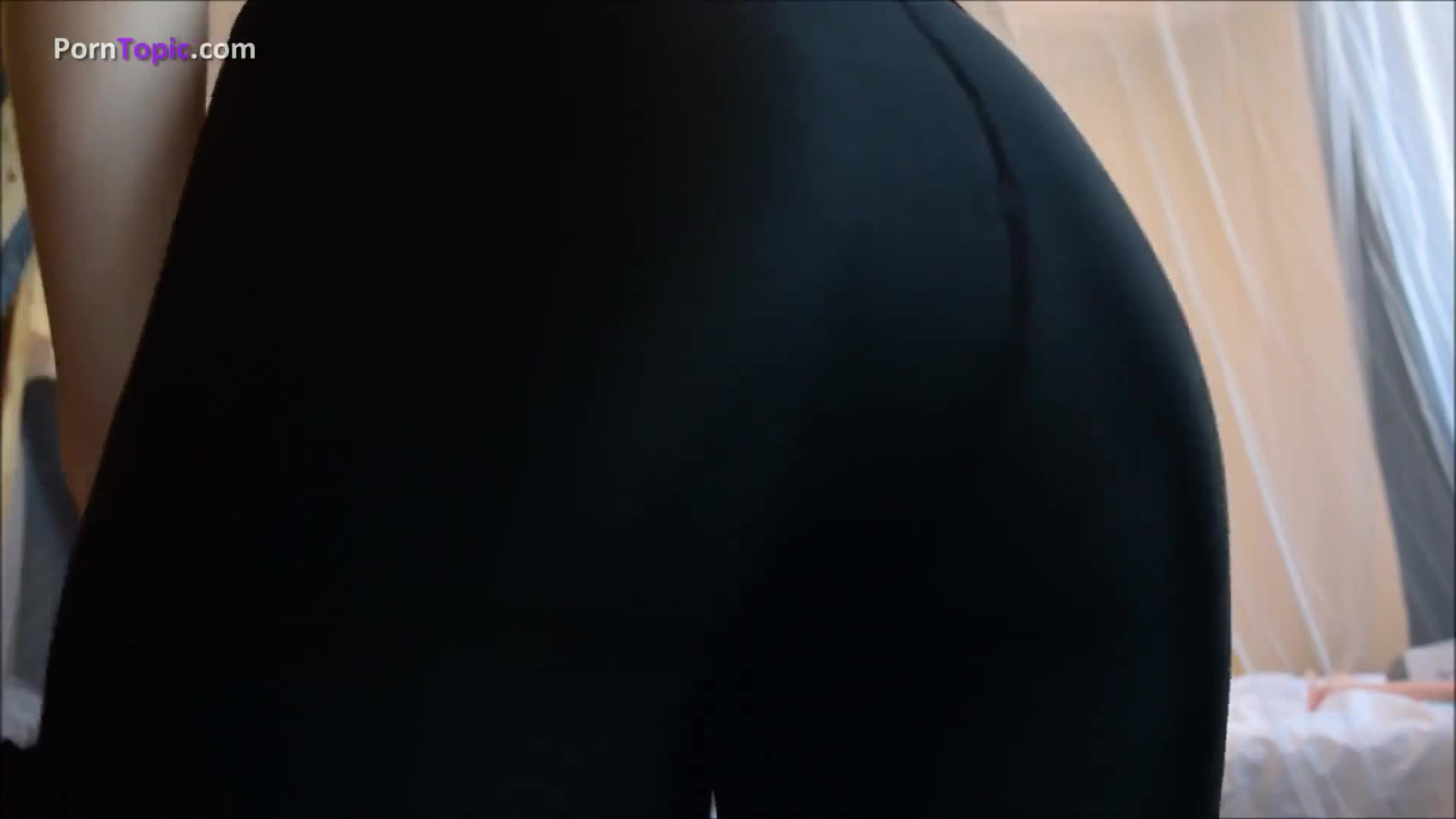 Big turd in black yoga pants - Dirtyshack Free Scat Tube Videos.