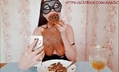 Scat Mistress rubbing and eating shit 