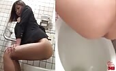 Japanese girl pushes shit out